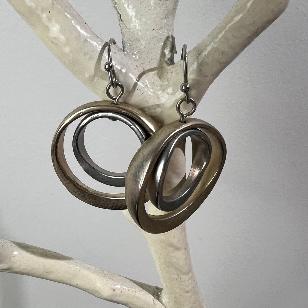 Two-Tone Silver Tone and Gold Tone Interlocking Circle Dangle Earrings